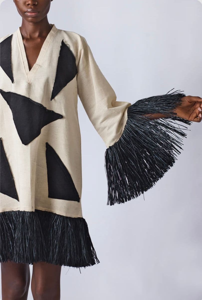 A Raffia doll jean dress as seen on Éki Kéré.com